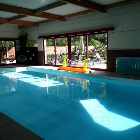 Le Jardin Des Roses Bed & Breakfast Gerponville Екстериор снимка