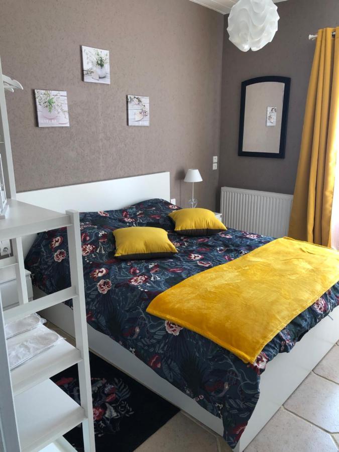 Le Jardin Des Roses Bed & Breakfast Gerponville Екстериор снимка