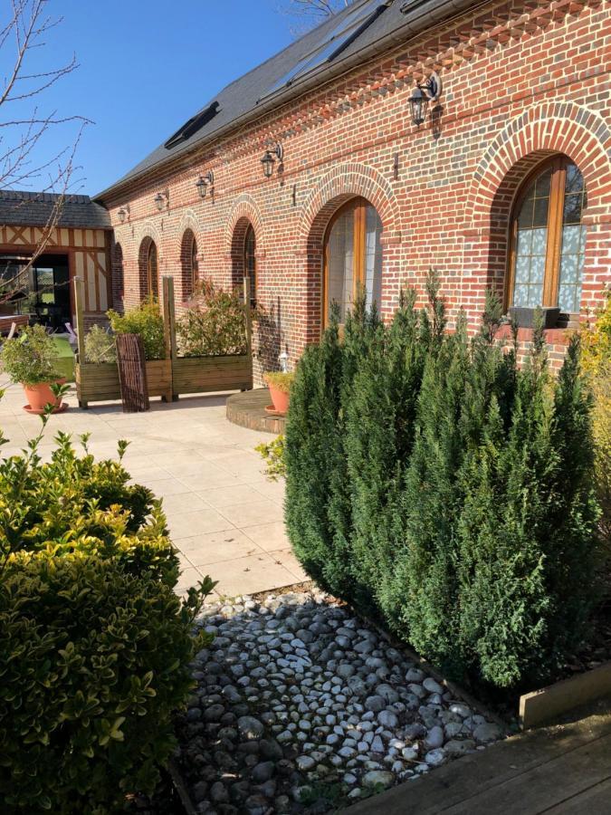 Le Jardin Des Roses Bed & Breakfast Gerponville Екстериор снимка